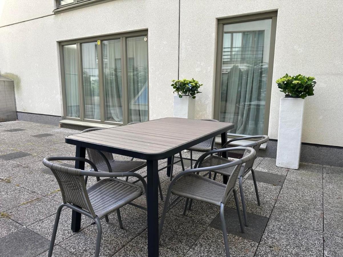 Tallinn City Apartments Roosikrantsi Bagian luar foto