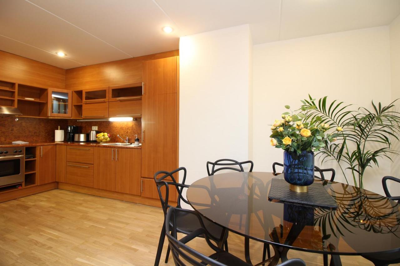 Tallinn City Apartments Roosikrantsi Bagian luar foto